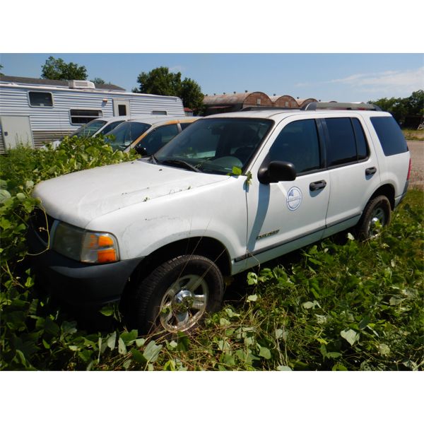 2005 FORD EXPLORER SUV