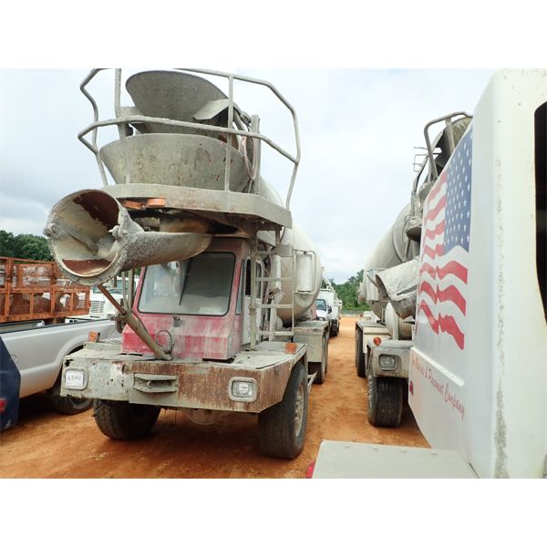 2000 OSHKOSH  Concrete Mixer / Pump Truck