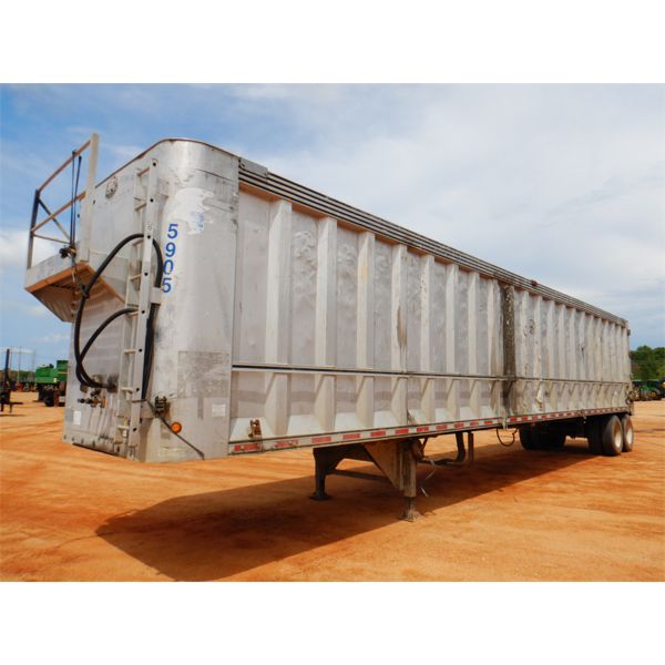 2003 MAC  Chip Trailer