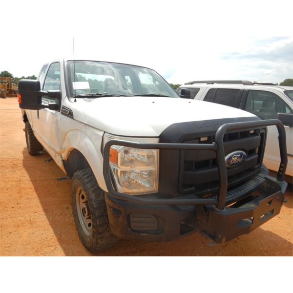 2011 FORD F250 XL Pickup Truck