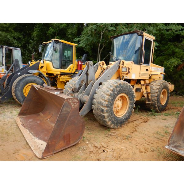 VOLVO L70C Wheel Loader