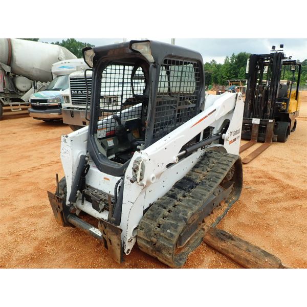 BOBCAT T550 Skid Steer Loader - Crawler