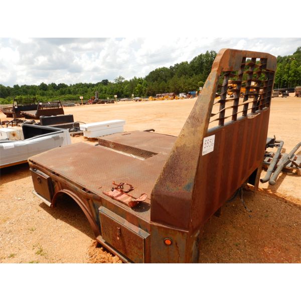 92" X 9' FLAT TRUCK BED W/HEADACHE RACK (A1)