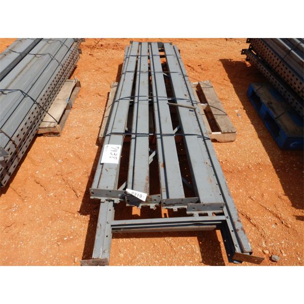 (1) PALLET SHELVING W/SUPPORT POST (B9)