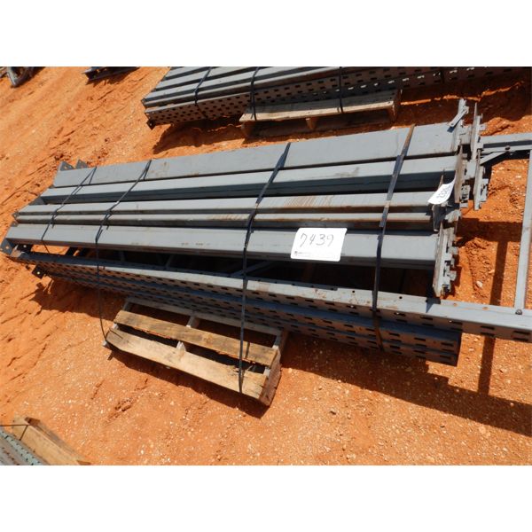 (1) PALLET SHELVING W/SUPPORT POST (B9)