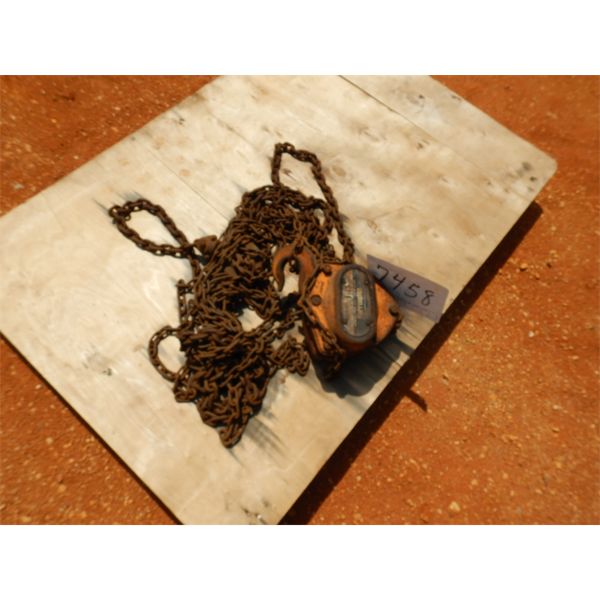 HARRINGTON 1 1/2 TON CHAIN FALL