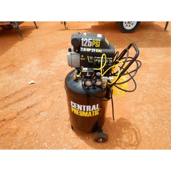 CENTRAL PHEUMATIC 20 GAL  Air Compressor