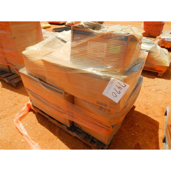 (1) PALLET EATON STREETWORKS FLOOD LIGHTING (B9)
