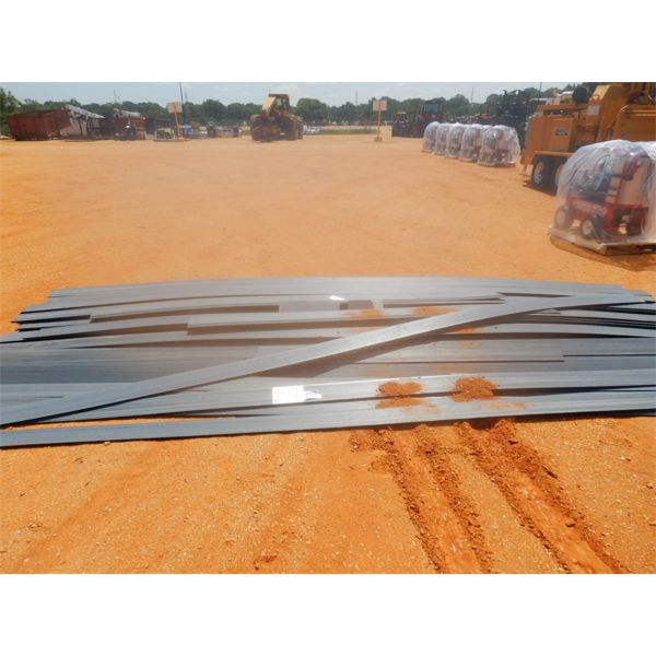 (1) PALLET 5" X 16' COMPOSITE SIDING (B9)