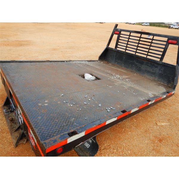 90" X 9' FLAT BED W/HEADACHE RACK (A1)