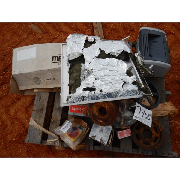(1) PALLET  MISC PULLEY, BEARING, PRINTER (B9)