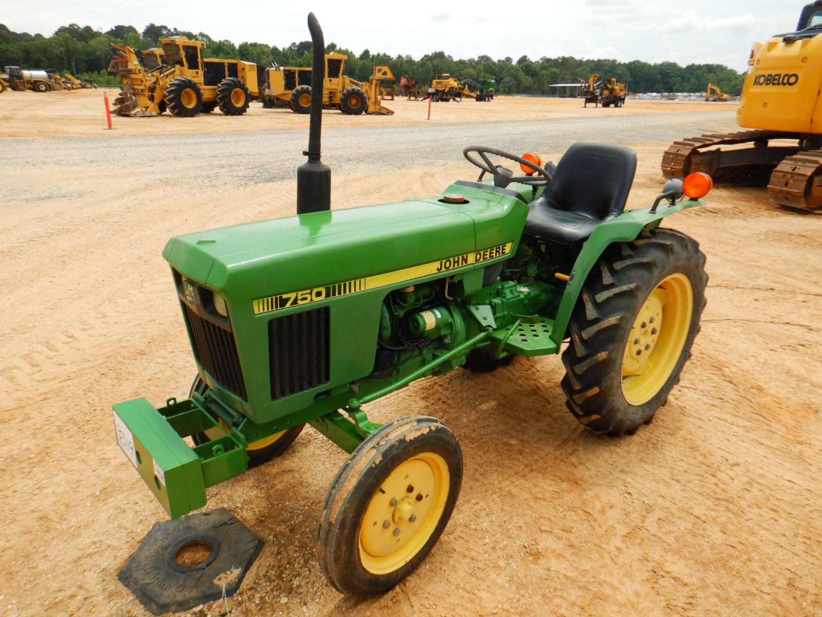 JOHN DEERE 750 Farm Tractor J.M. Wood Auction Company, Inc.