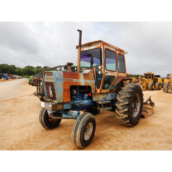 FORD 8000 Farm Tractor