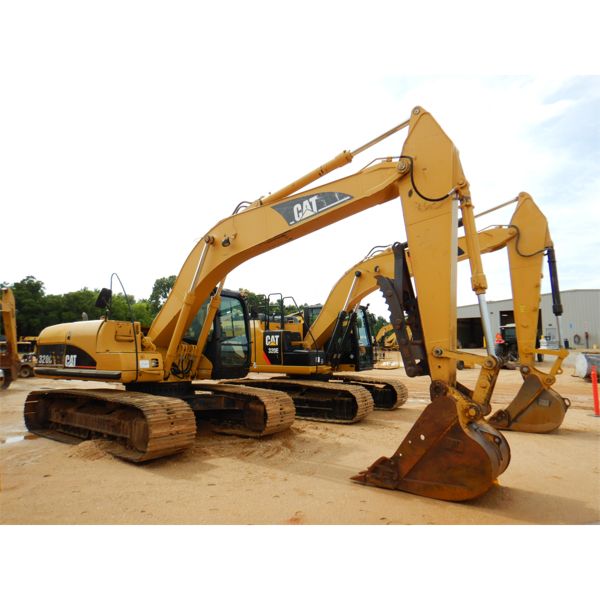 CAT 320CL Excavator