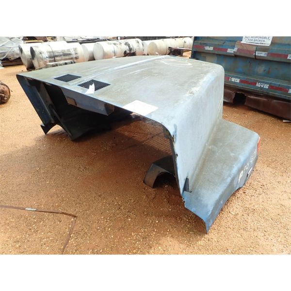 WHITE GMC TRACTOR TRAILER HOOD