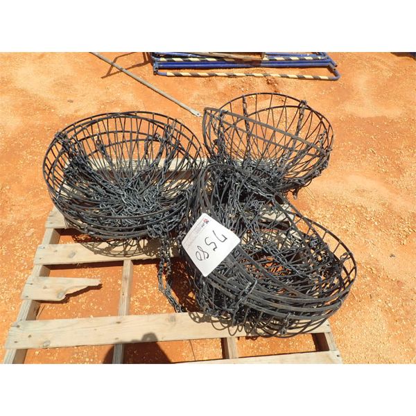 (1) PALLET METAL FLOWER POT HANGER