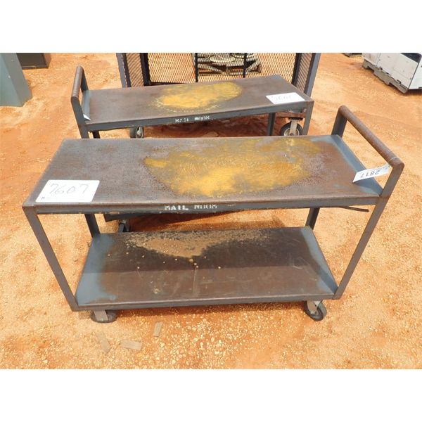 ROLL AROUND METAL CART (B-9)