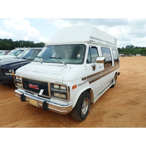 1993 GMC VANDURA 2500 Passenger Van