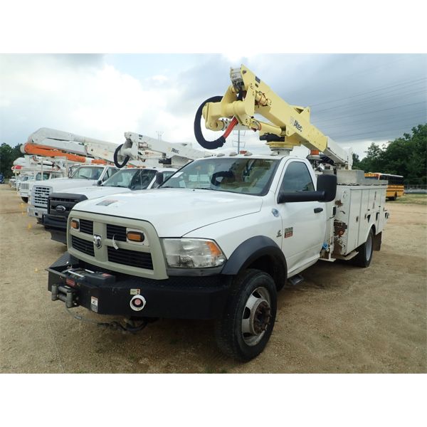 2012 RAM 5500 HEAVY DUTY Bucket Truck