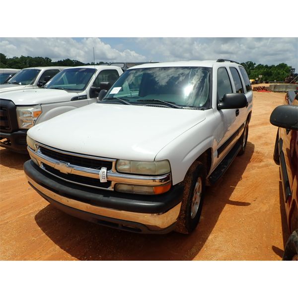 2004 CHEVROLET TAHOE SUV