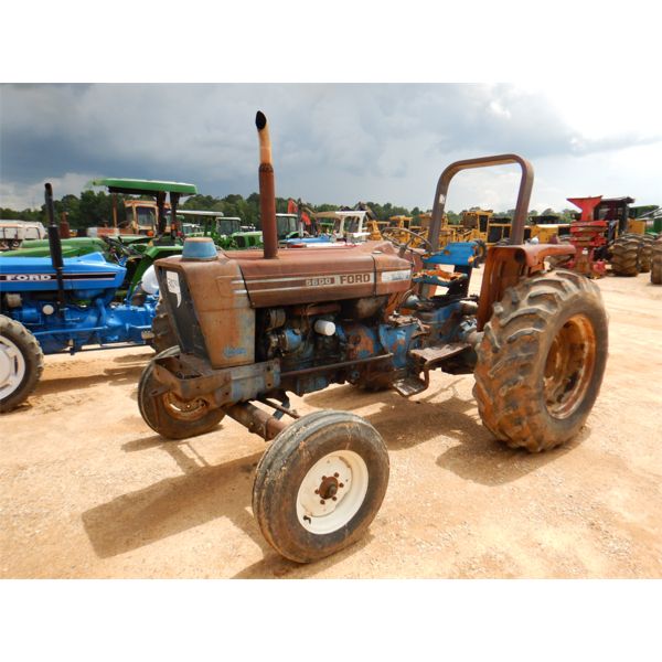 FORD 5600 Farm Tractor