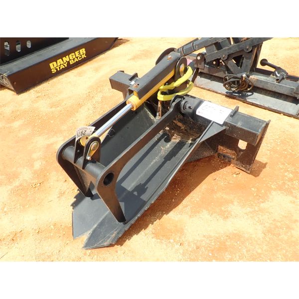STUMP BUCKET WITH GRAPPLE, FITS SKID STEER LOADER