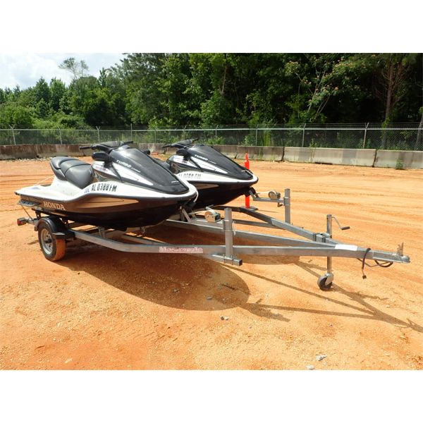 (2) HONDA AQUATRAX F-12X  Jet Ski