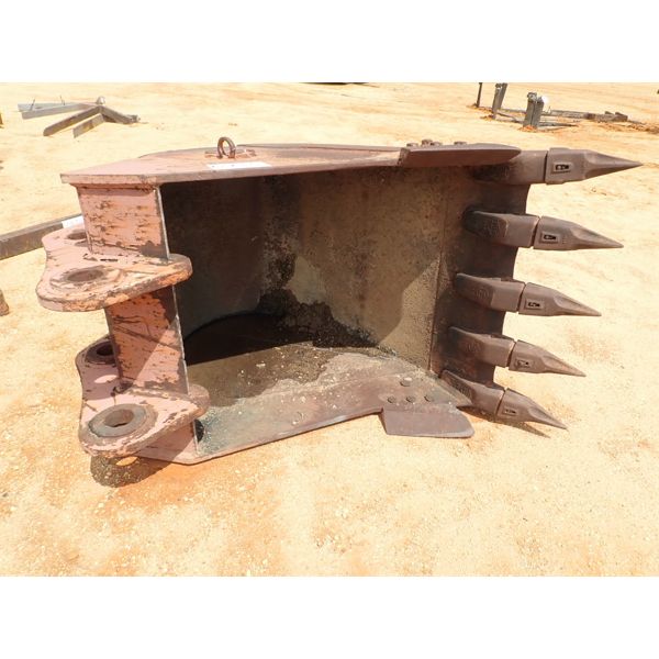 CP BUCKET, 40" WIDE (B6)