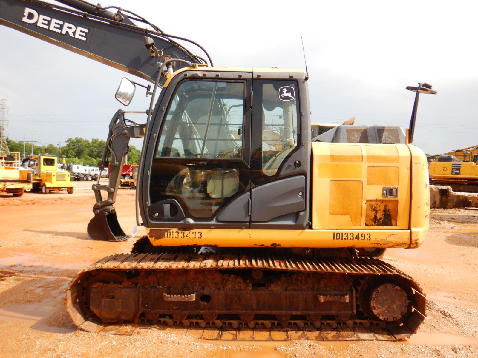 2013 JOHN DEERE 130G Excavator 2013-john-deere-130g-excavator