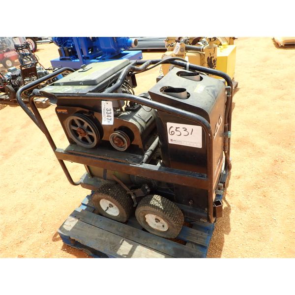 MIT M CORP 2504 Pressure Washer