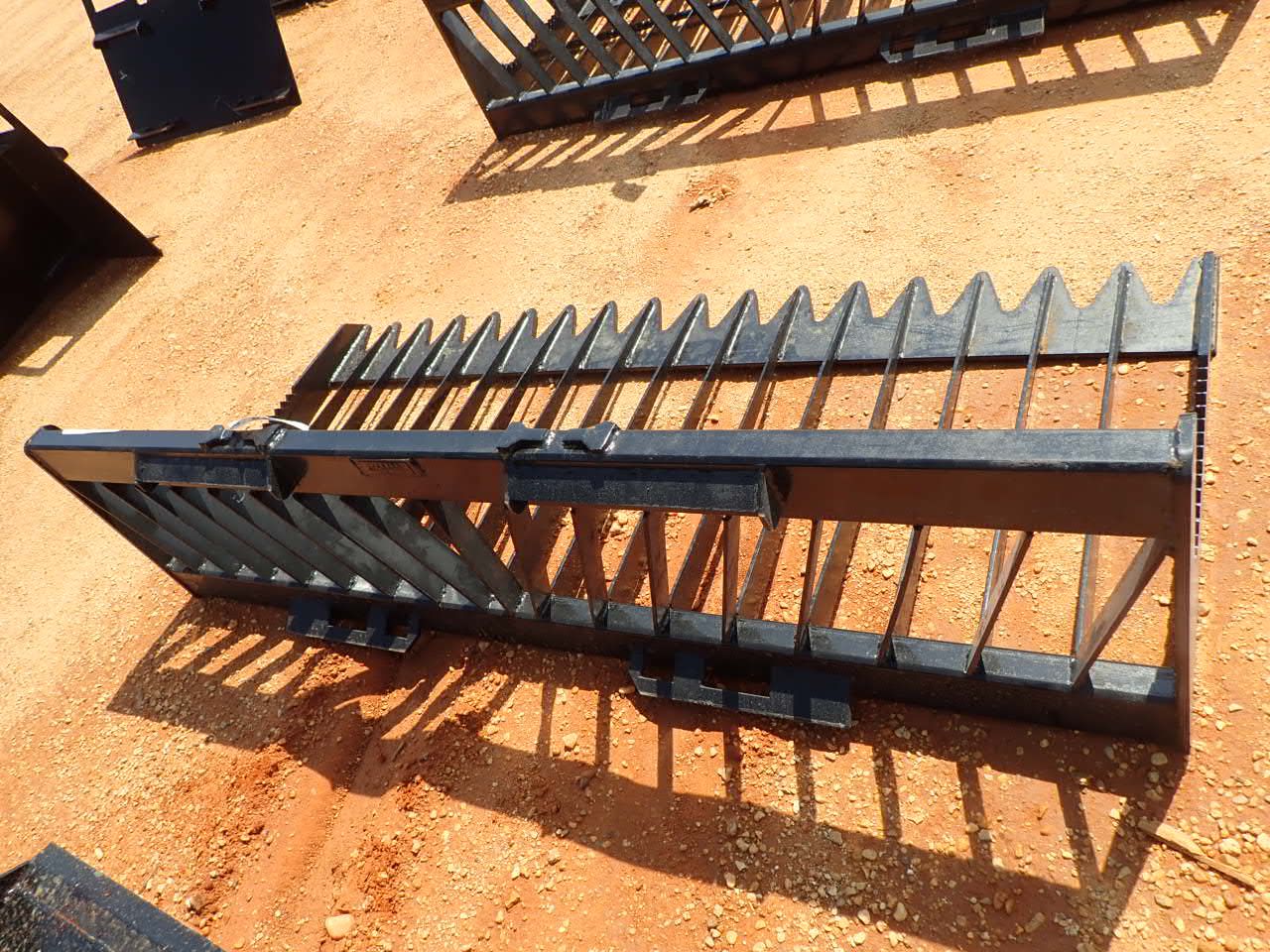 SKELETON BUCKET LOW SIDE, 76" WIDE (FITS SKID STEER LOADER ) (B5)