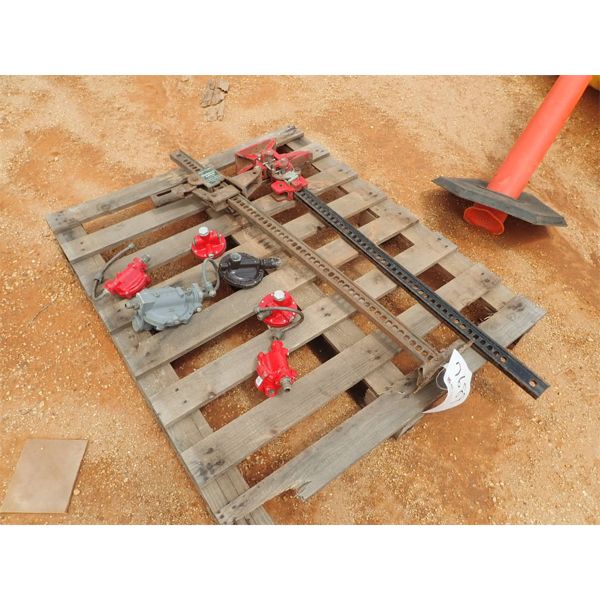 (2) BARN JACK & MISC GAS REGULATOR (B9)