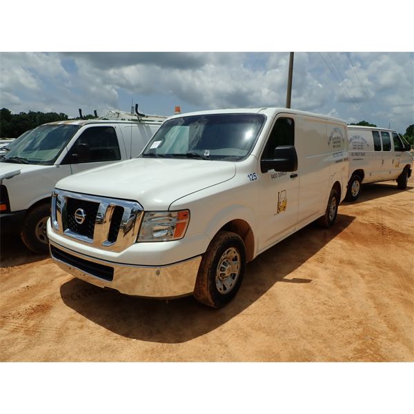 2013 NISSAN NV2500 Cargo Van