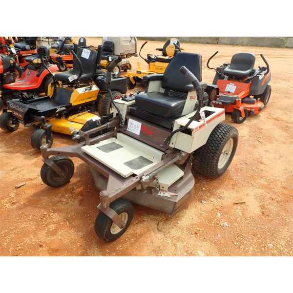 GRASS HOPPER ZERO TURN  Lawn Mower