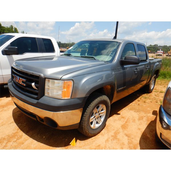 2008 GMC SIERRA Pickup Truck