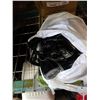 Image 5 : LOT OF LIGHT STRING, SOLAR LIGHTS, GARDEN DECOR