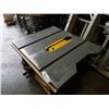 Image 1 : DEWALT PORTABLE TABLE SAW