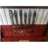 Image 3 : Community cutlery chest with 6 place setting silver plate cutlery