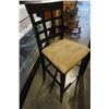 Image 8 : Black bar height table and 4 microfiber chairs
