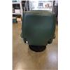 Image 4 : GREEN LEATHER SWIVEL CHAIR