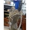 Image 2 : ANGEL STATUE WITH HARP CHIME