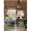Image 1 : 2 TRAYS OF JEWELRY AND CHANDELIER PENDENTS