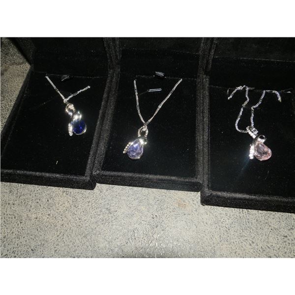 Pendant Necklaces