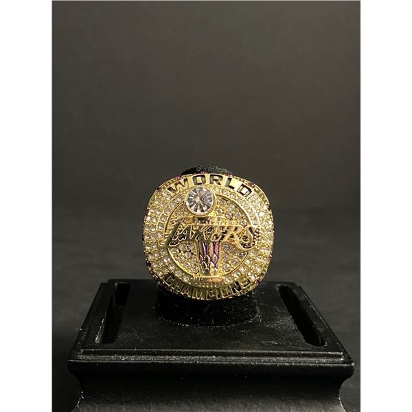 LOS ANGELES LAKERS 2020 "JAMES" CHAMPIONSHIP REPLICA RING "THIS IS FOR YOU BRYANT"