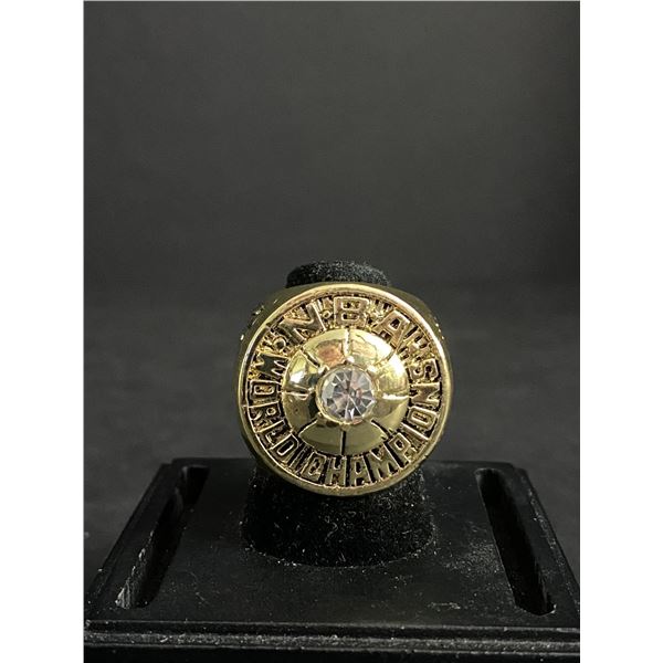 LOS ANGELES LAKERS 1972 "CHAMBERLAIN" CHAMPIONSHIP REPLICA RING