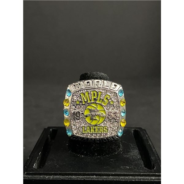 MINNEAPOLIS LAKERS N.B.A 1953 CHAMPIONSHIP REPLICA RING