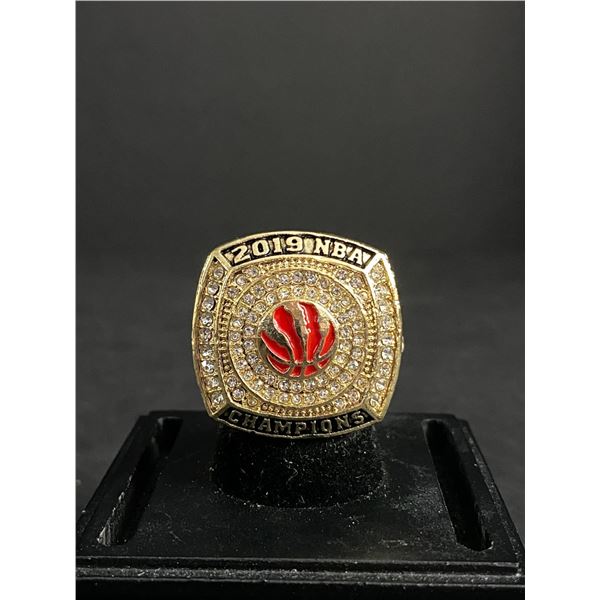TORONTO RAPTORS N.B.A 2019 "LEONARD" CHAMPIONSHIP REPLICA RING
