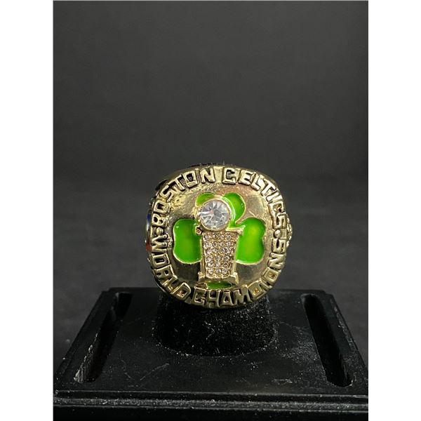BOSTON CELTICS N.B.A 1986 "BIRD" CHAMPIONSHIP REPLICA RING