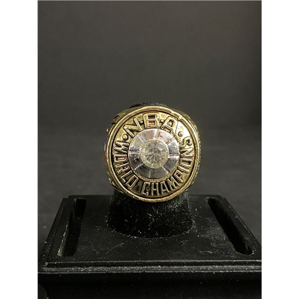 NEW YORK KNICKS N.B.A 1973 CHAMPIONSHIP REPLICA RING