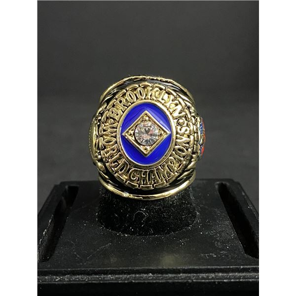 BROOKLYN DODGERS M.L.B 1955 CHAMPIONSHIP REPLICA RING